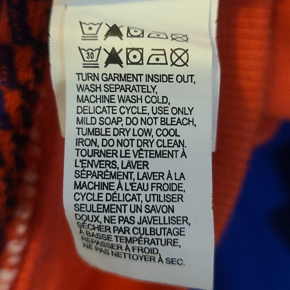 Lucky Lotus Sweatshirt with Embroidery - Picture 8 of 8